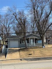 3716 Adie Road, St Ann, MO 63074