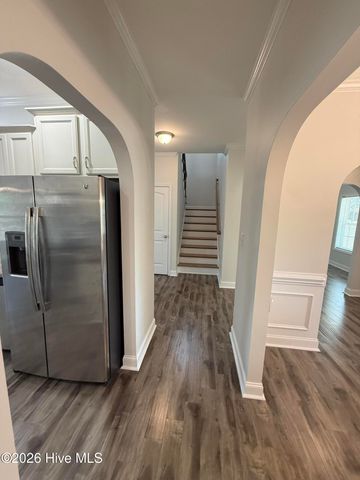 725 W Baltimore Avenue, Pinebluff, NC 28373