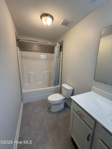 725 W Baltimore Avenue, Pinebluff, NC 28373