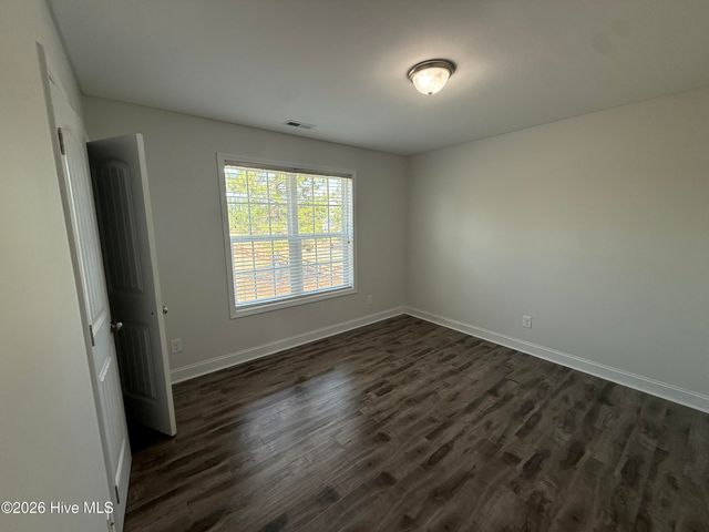 725 W Baltimore Avenue, Pinebluff, NC 28373