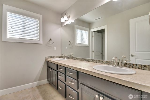 13425 189th Avenue E, Bonney Lake, WA 98391
