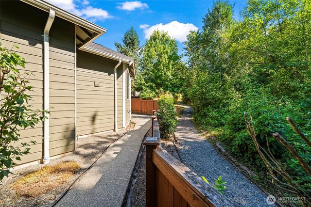 1012 20th Avenue Ct SW, Puyallup, WA 98371
