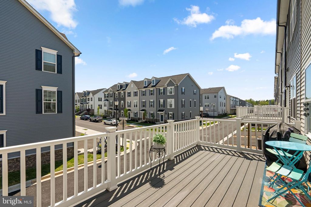 Image 11 of property listing at 231 BEL AIRE LN, Frederick, MD 21702