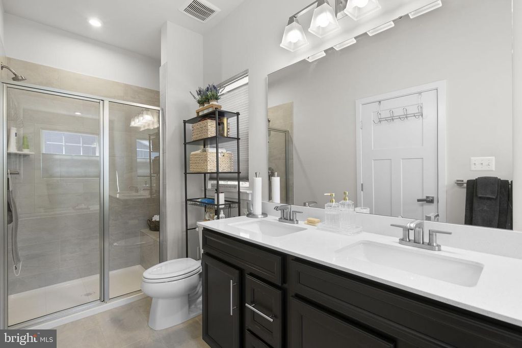 Image 19 of property listing at 231 BEL AIRE LN, Frederick, MD 21702