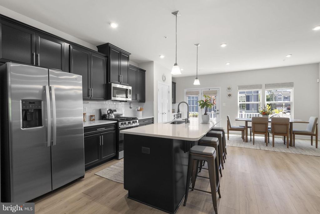 Image 3 of property listing at 231 BEL AIRE LN, Frederick, MD 21702