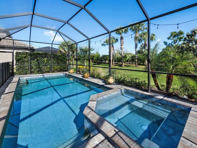 6129 LUNGO LAGO DRIVE, Sarasota, FL 34241