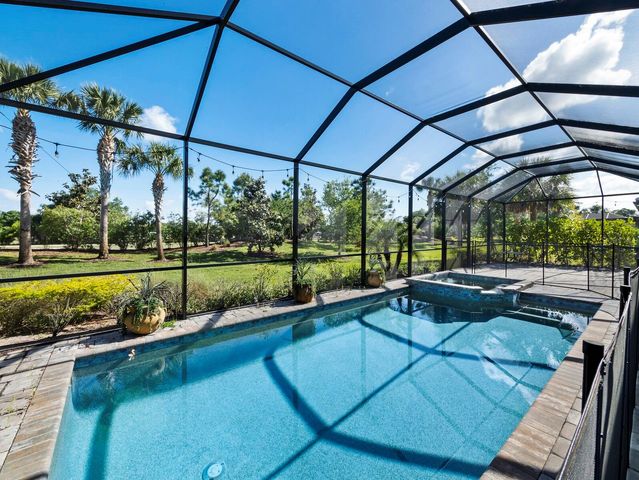 6129 LUNGO LAGO DRIVE, Sarasota, FL 34241