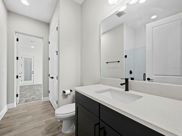 6129 LUNGO LAGO DRIVE, Sarasota, FL 34241