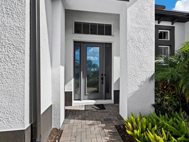 6129 LUNGO LAGO DRIVE, Sarasota, FL 34241