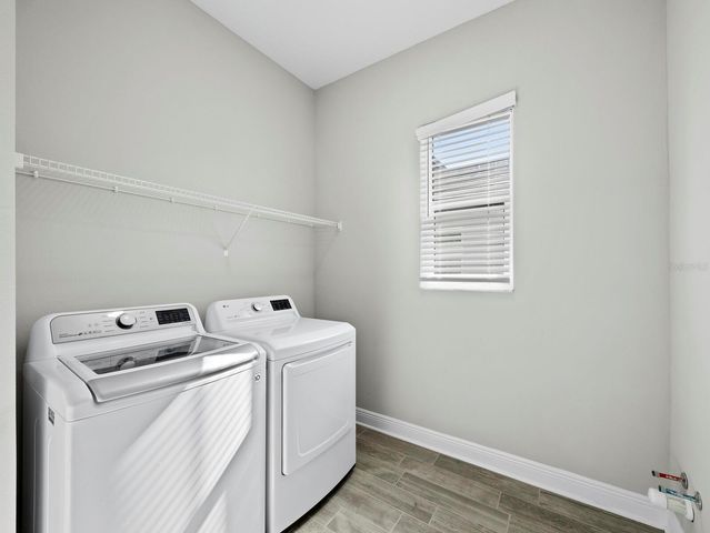 6129 LUNGO LAGO DRIVE, Sarasota, FL 34241