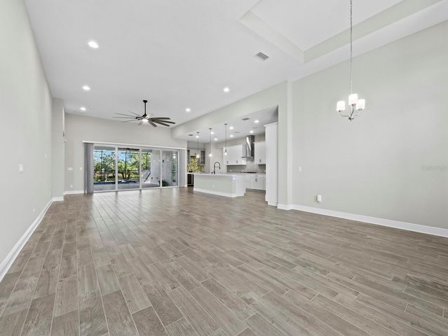 6129 LUNGO LAGO DRIVE, Sarasota, FL 34241
