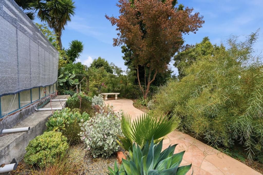 Image 29 of property listing at 285 Humboldt Road, Brisbane, CA 94005