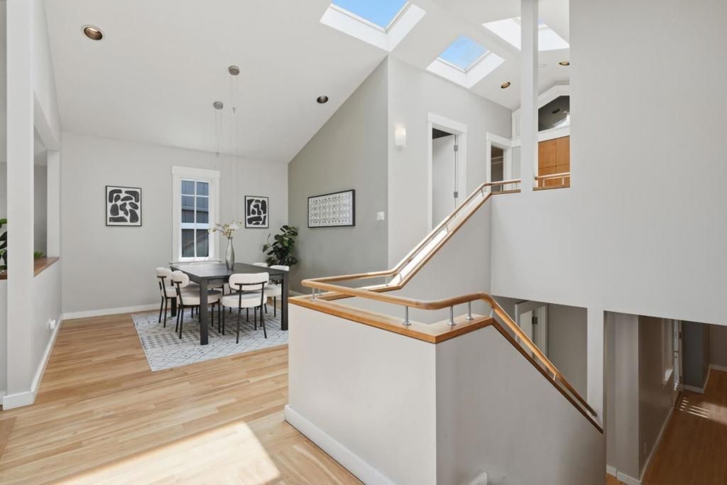 Image 4 of property listing at 285 Humboldt Road, Brisbane, CA 94005