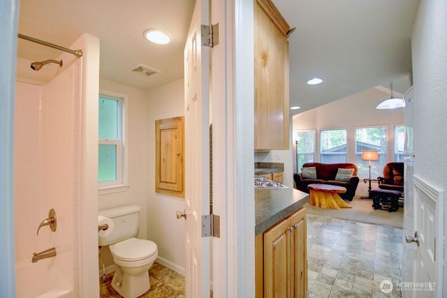 20 Goldrush Road, Deming, WA 98244