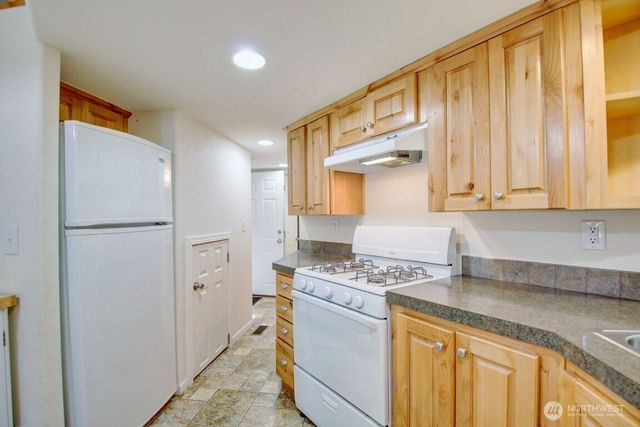 20 Goldrush Road, Deming, WA 98244