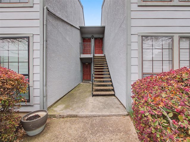 15151 Berry Trail 910, Dallas, TX 75248