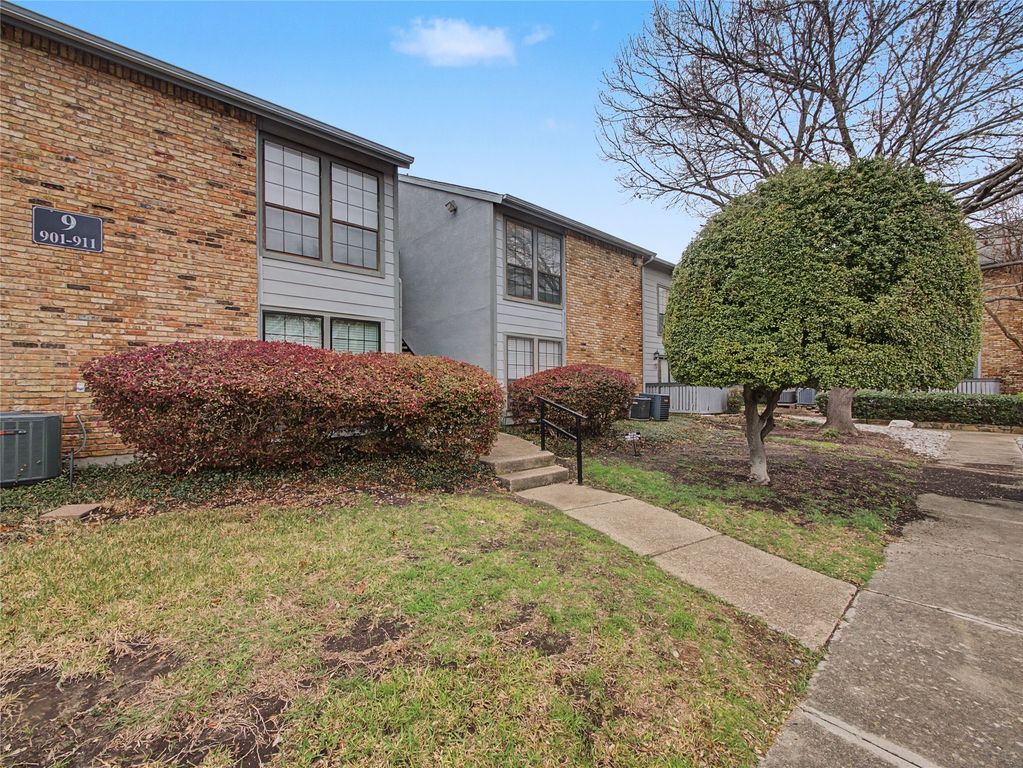 15151 Berry Trail 910, Dallas, TX 75248