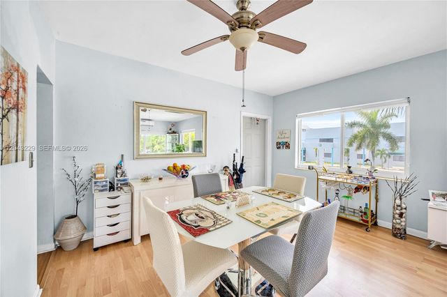 9281 W Bay Harbor Dr 15, Bay Harbor Islands, FL 33154
