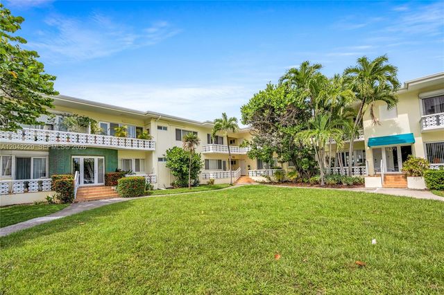 9281 W Bay Harbor Dr 15, Bay Harbor Islands, FL 33154