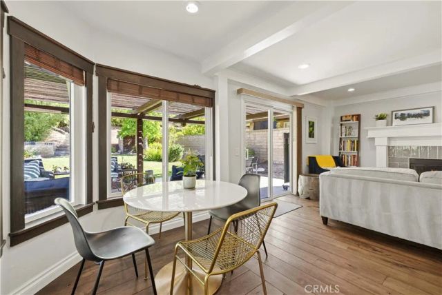 25541 Pembrook Place, Saugus, CA 91350