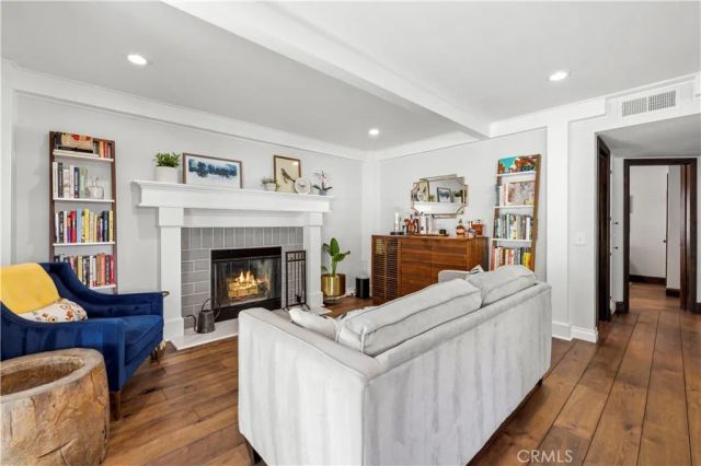 25541 Pembrook Place, Saugus, CA 91350