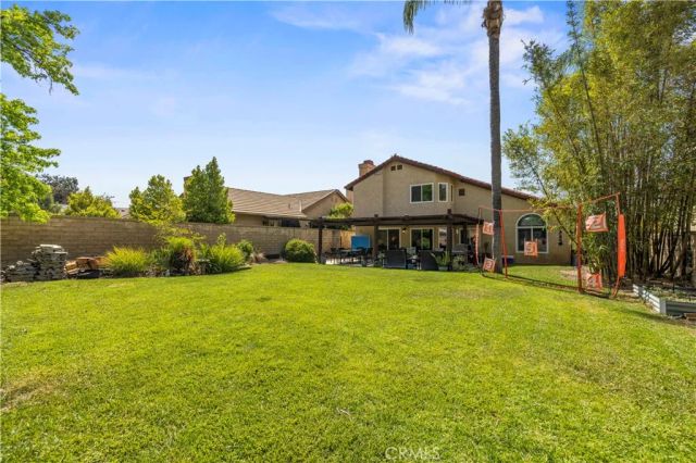 25541 Pembrook Place, Saugus, CA 91350