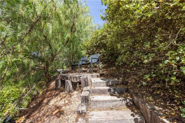 25541 Pembrook Place, Saugus, CA 91350