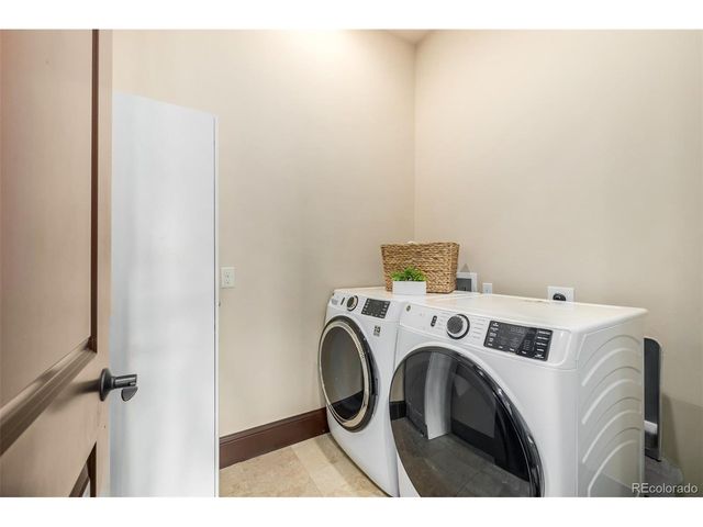 8159 Vivian St, Arvada, CO 80005