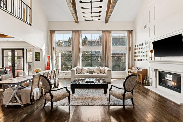 8307 Maple Court, Bellaire, TX 77401