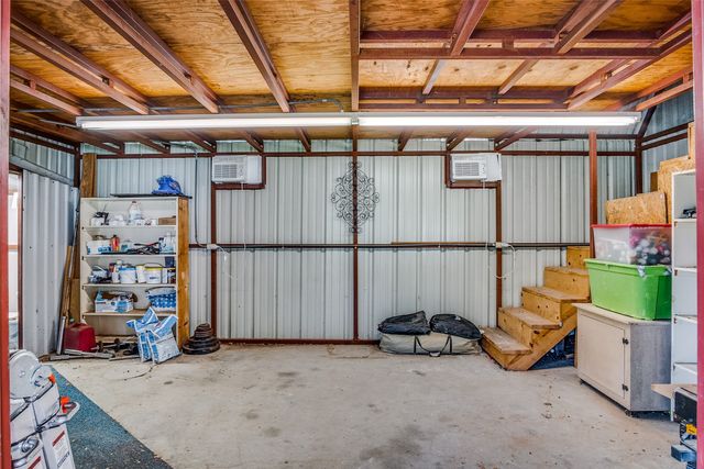 1102 Cactus Street, Mineral Wells, TX 76067