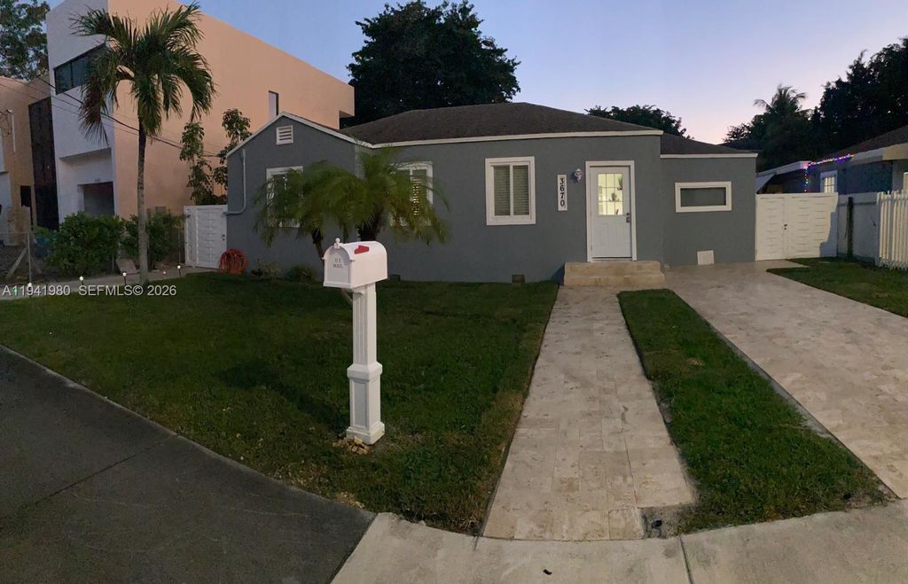 3670 SW 12th St, Miami, FL 33135