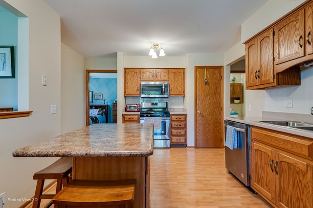 17814 America Court 31, Orland Park, IL 60467
