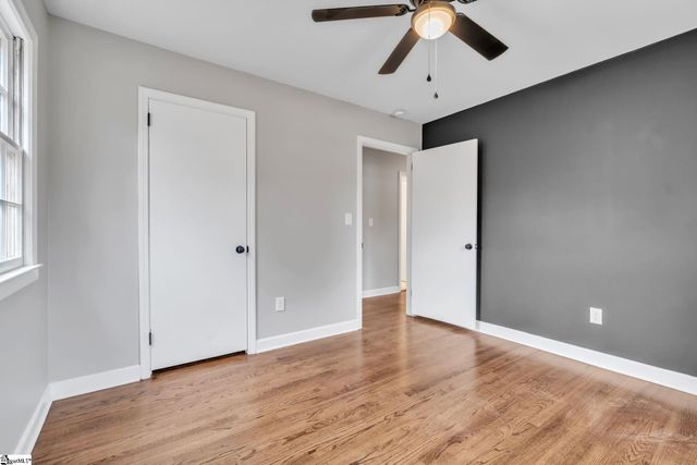 614 Heathwood Drive, Taylors, SC 29687