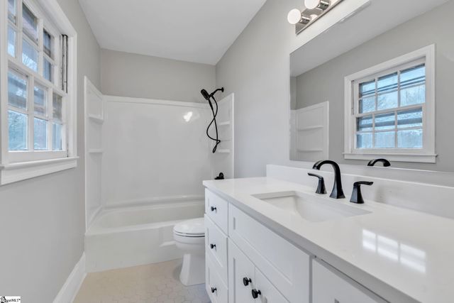 614 Heathwood Drive, Taylors, SC 29687