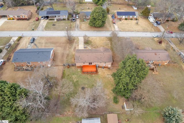 614 Heathwood Drive, Taylors, SC 29687