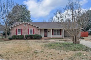 614 Heathwood Drive, Taylors, SC 29687