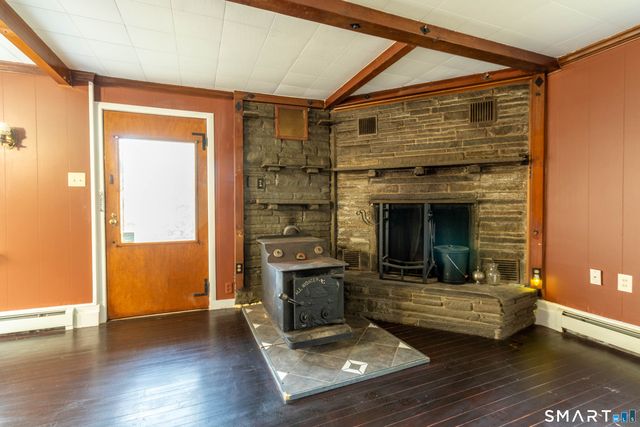 1661 Center Groton Road, Ledyard, CT 06339