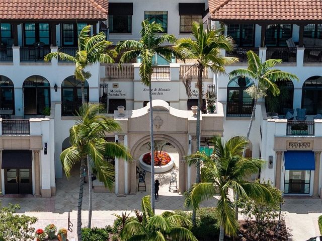 780 10th AVE S 24, Naples, FL 34102