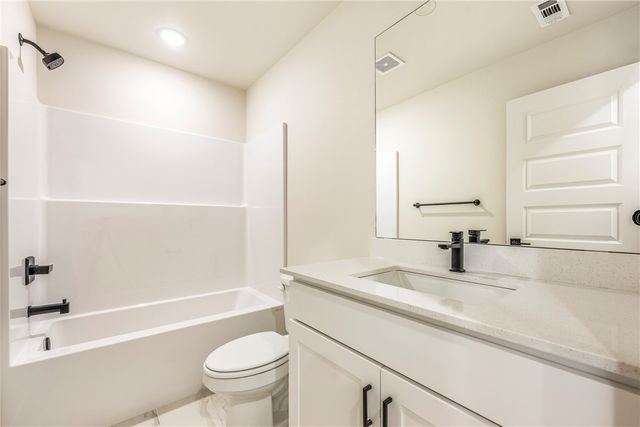 6008 SW Coywolf Street, Bentonville, AR 72713