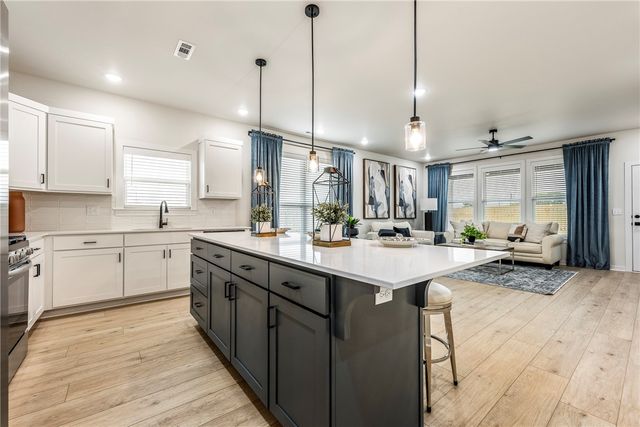 6008 SW Coywolf Street, Bentonville, AR 72713