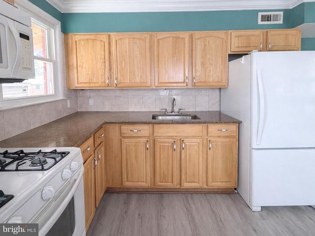 6638 24TH PL, Hyattsville, MD 20782