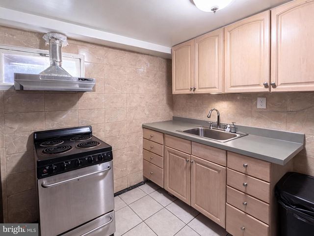 6638 24TH PL, Hyattsville, MD 20782