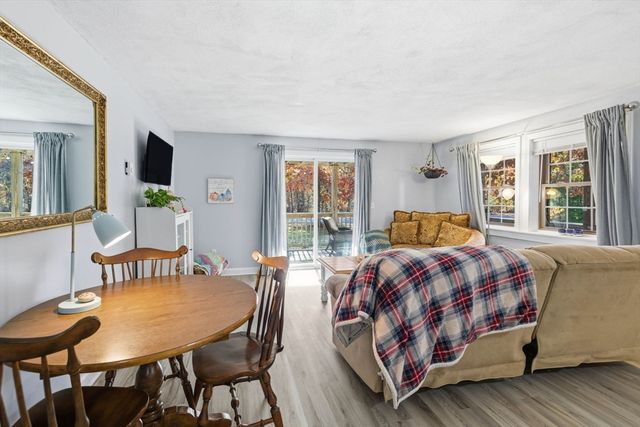 35 Ashumet Rd 14A, Mashpee, MA 02649