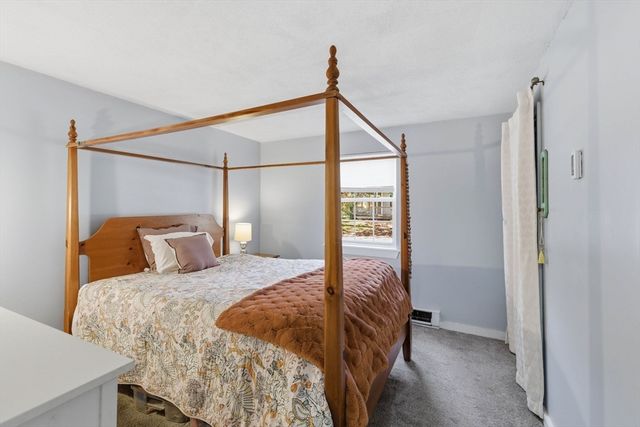 35 Ashumet Rd 14A, Mashpee, MA 02649