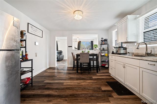 25181 Lawn Street, Roseville, MI 48066