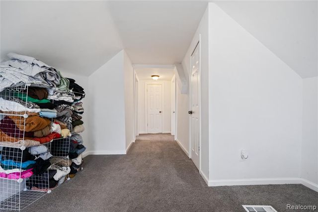 25181 Lawn Street, Roseville, MI 48066