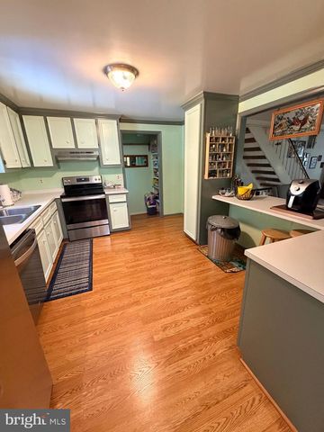 490 JOHN BROWN FARM RD, Harpers Ferry, WV 25425