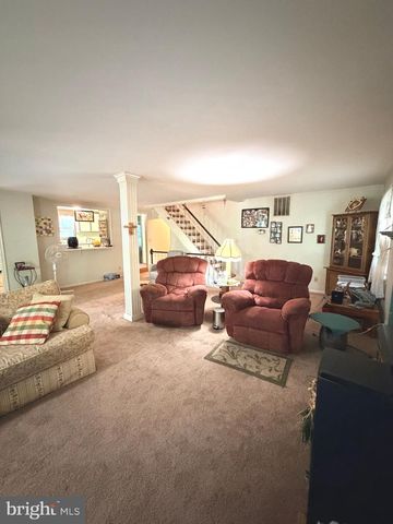 490 JOHN BROWN FARM RD, Harpers Ferry, WV 25425