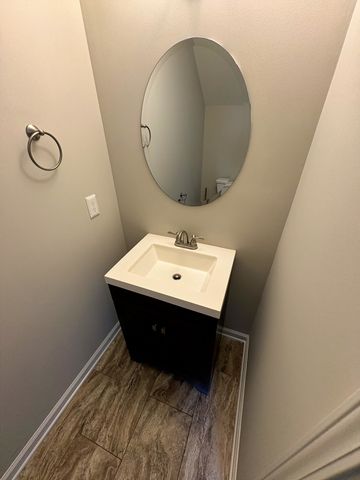 1182 Long Hollow Pike Apt L3, Gallatin, TN 37066