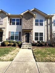 1182 Long Hollow Pike Apt L3, Gallatin, TN 37066